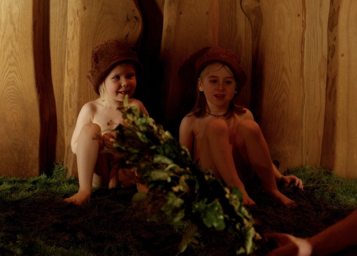 Children in the bathhouse